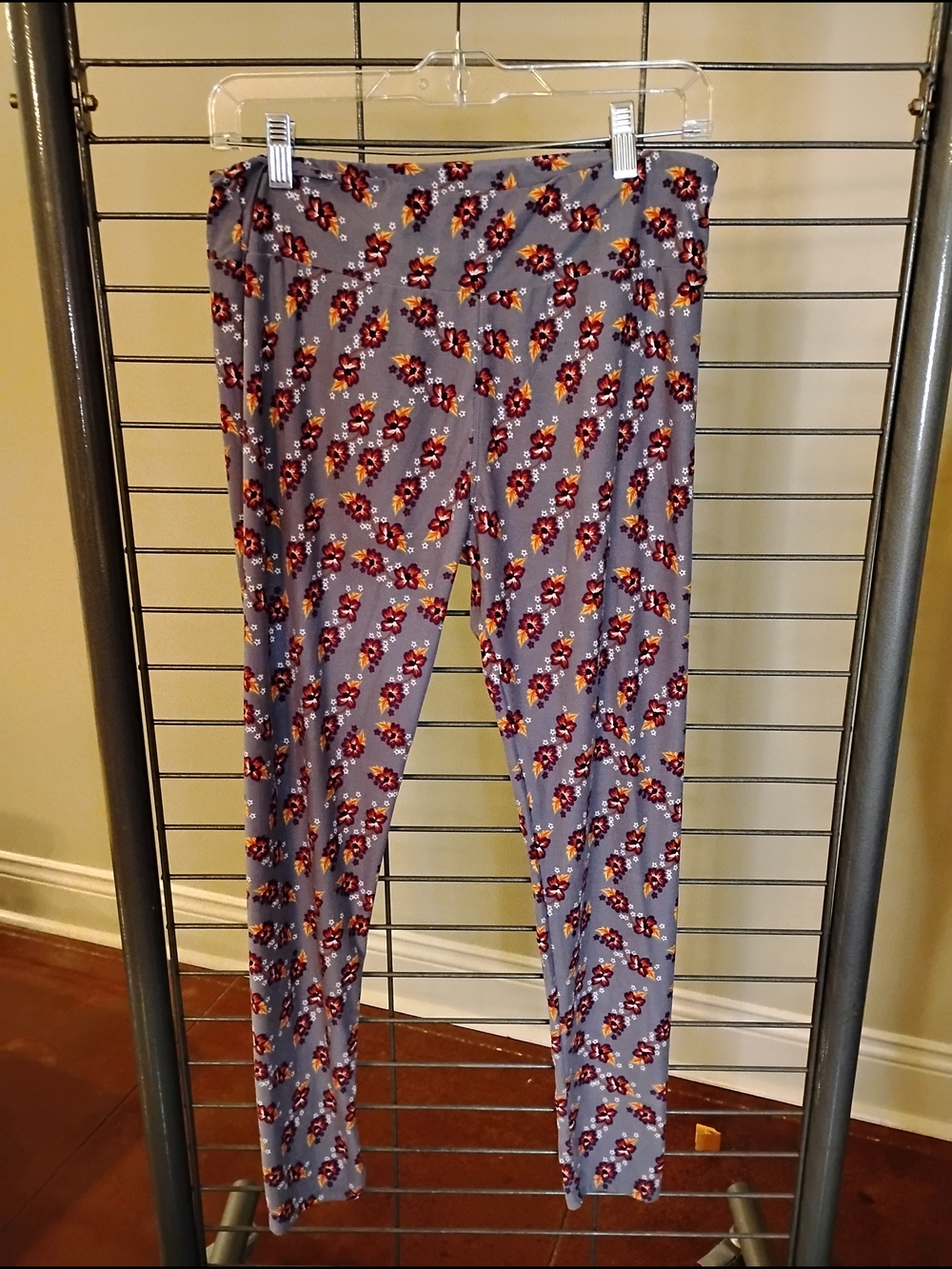 LuLaRoe‎ Purple Floral Patterned Leggings